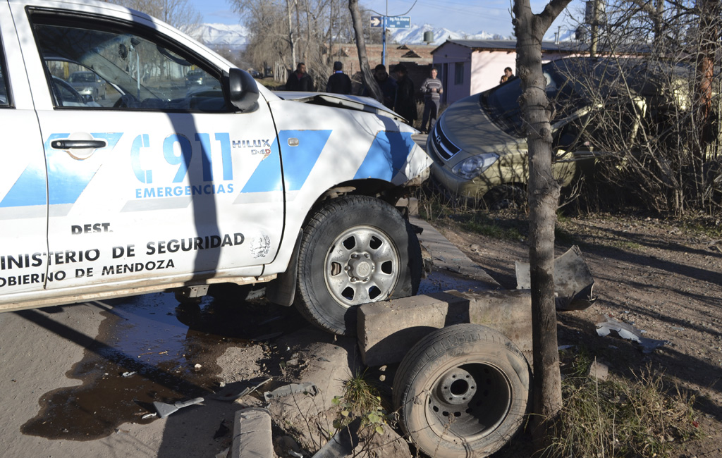 choque de movil policial (4)